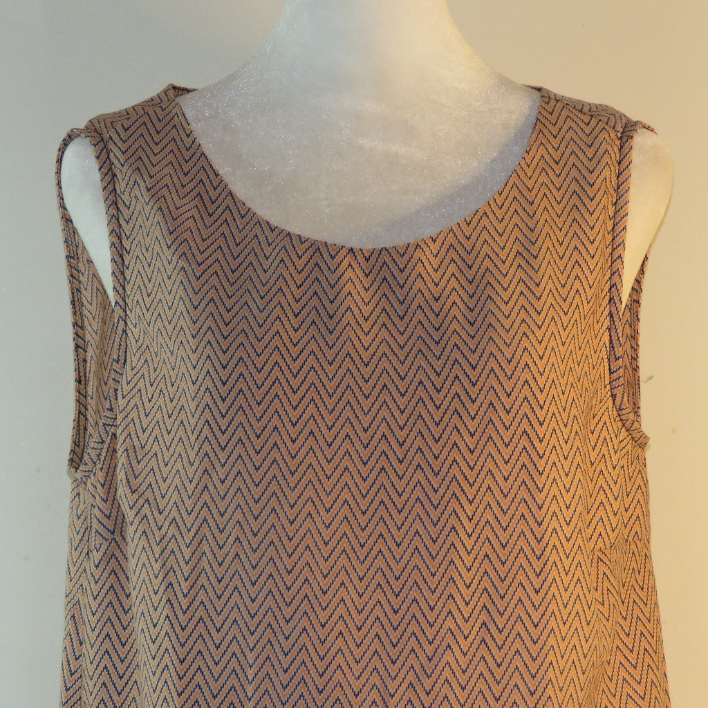 Willi Smith Women's Orange & Blue Zig Zag Sleeveless Pullover Top Size M (C1473)
